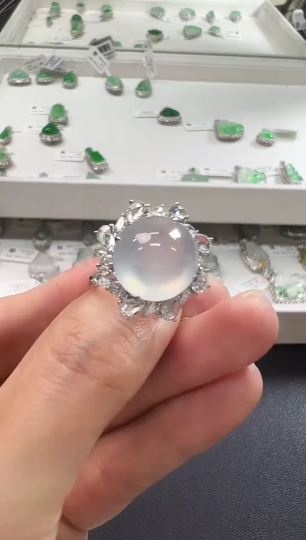 18K金镶嵌戒指翡翠KZQ1204-006