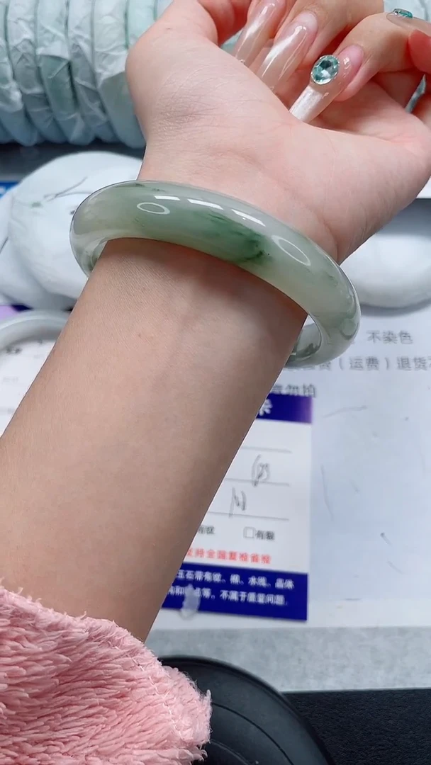 未镶嵌手镯石英质玉38-62/63