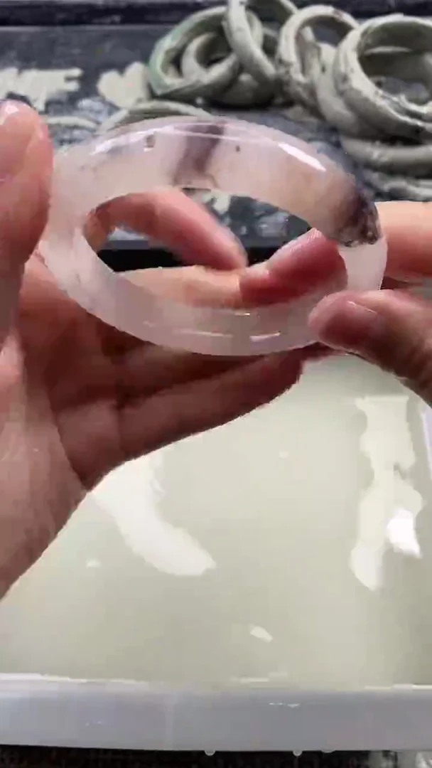 未镶嵌手镯石英质玉8