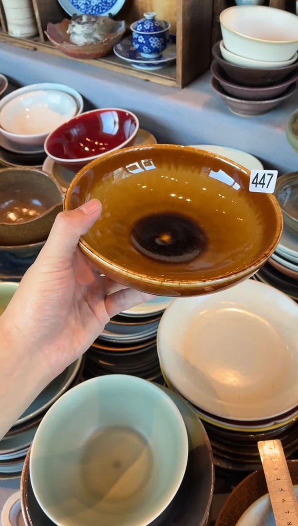 瓷片斯****哥447琥珀色小炒盘1个