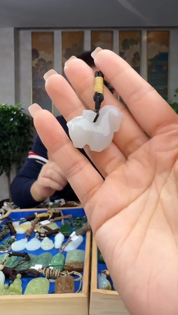 颈饰未镶嵌和田玉拍一发一多样性发货