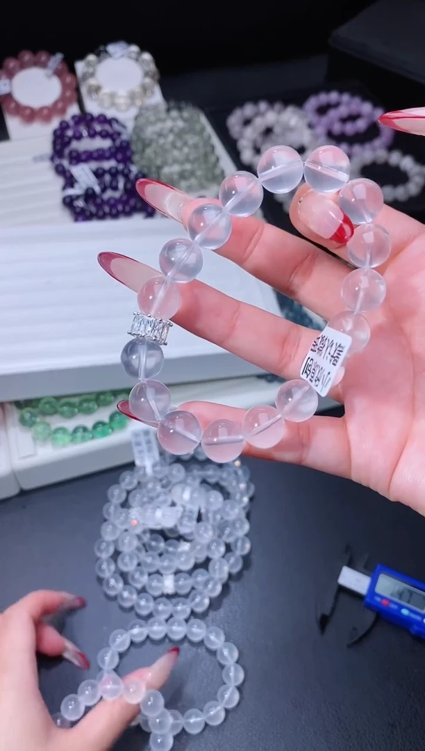 【闪购商品】水晶手链合金120.14奶白晶手串 多样性发其一
