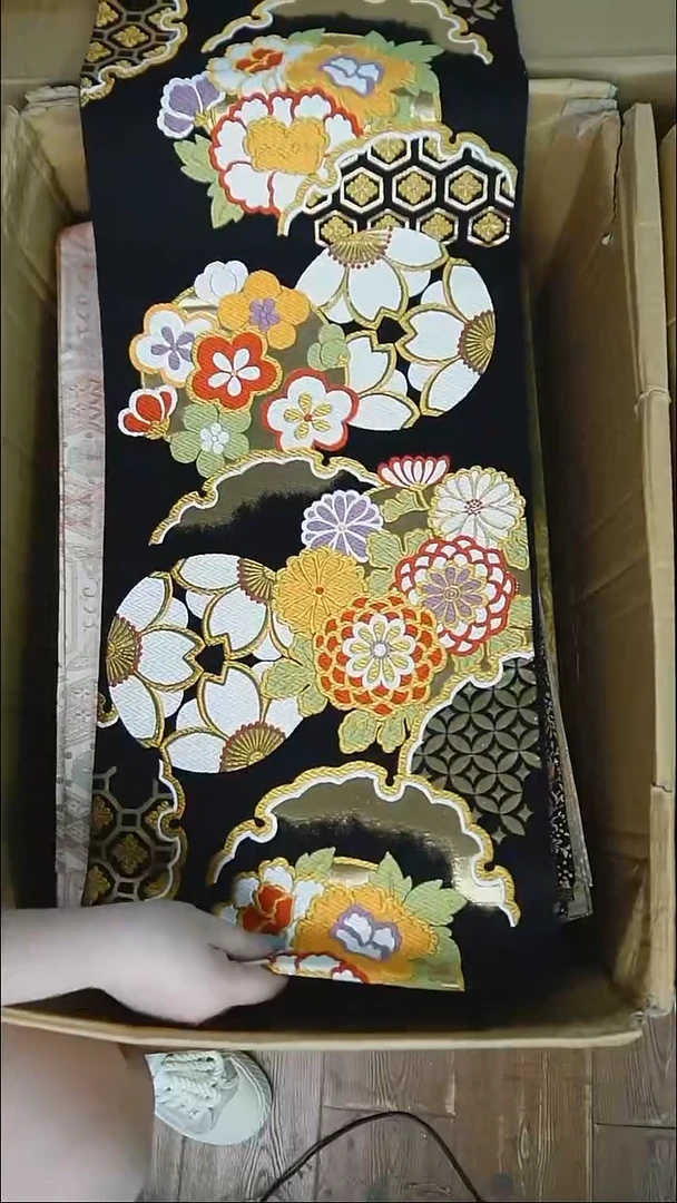 织绣102 六通团花特价
