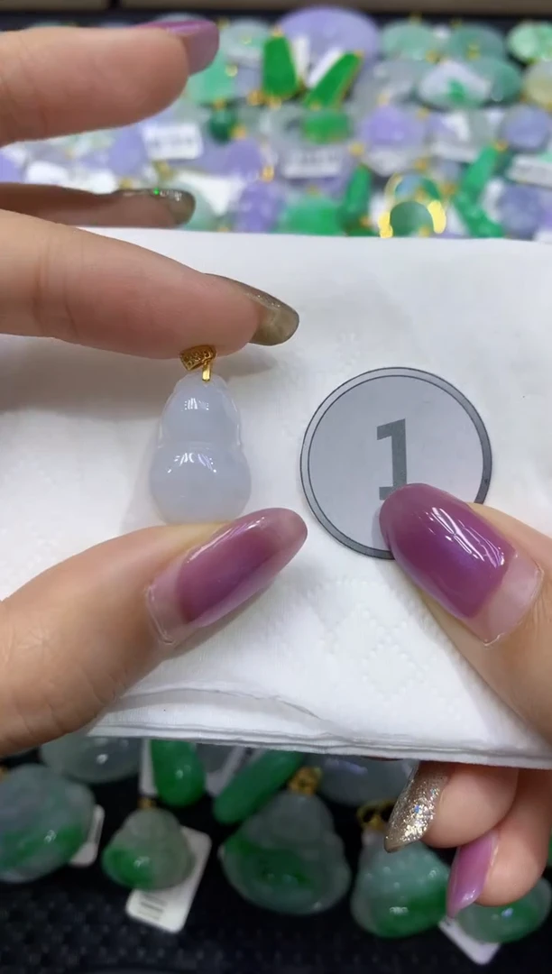 颈饰未镶嵌翡翠天然缅甸翡翠A货