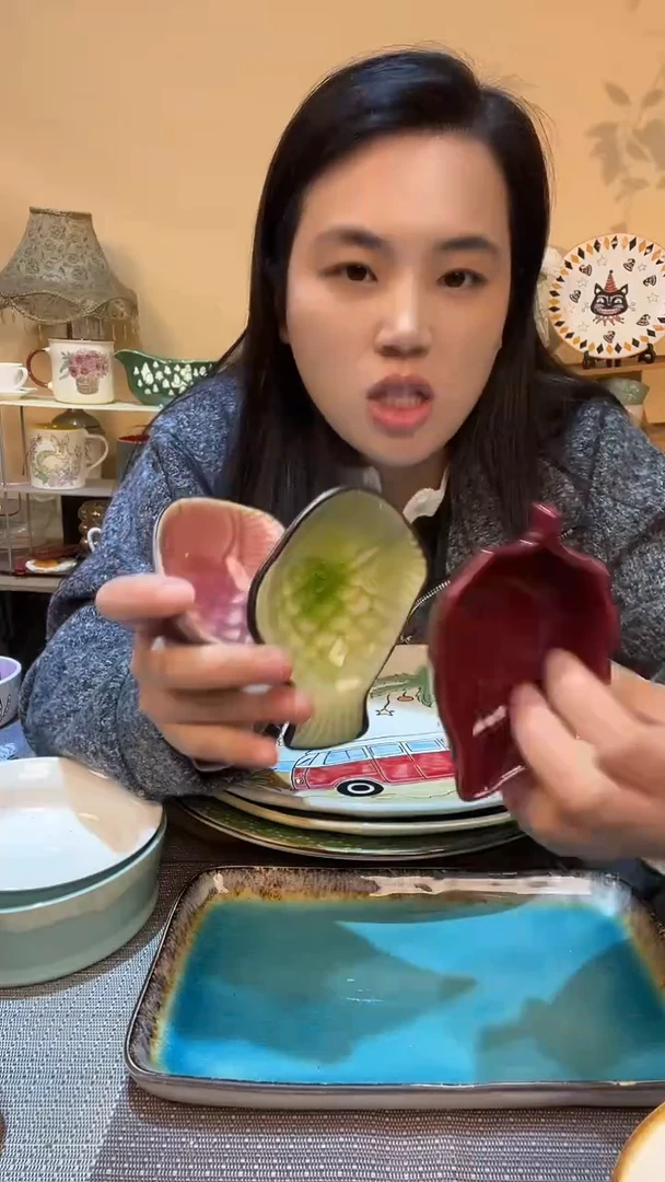 瓷片3个味碟   味碟介意勿拍