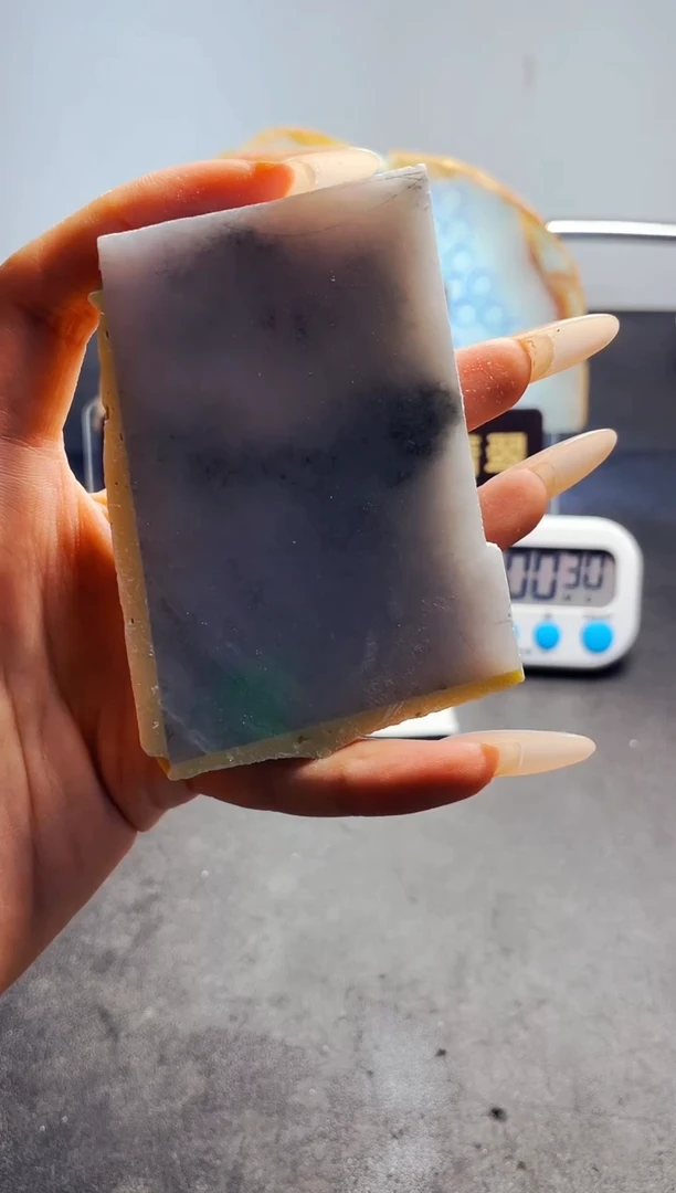 颈饰未镶嵌翡翠收*箱翡翠