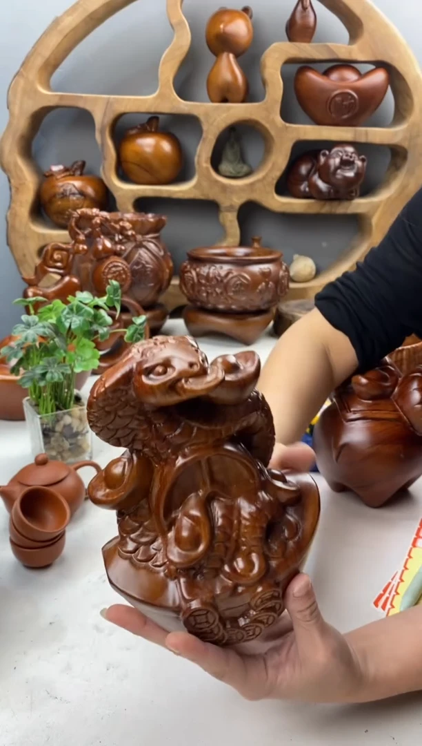 香樟木A27精品金蛇摆件/尺寸