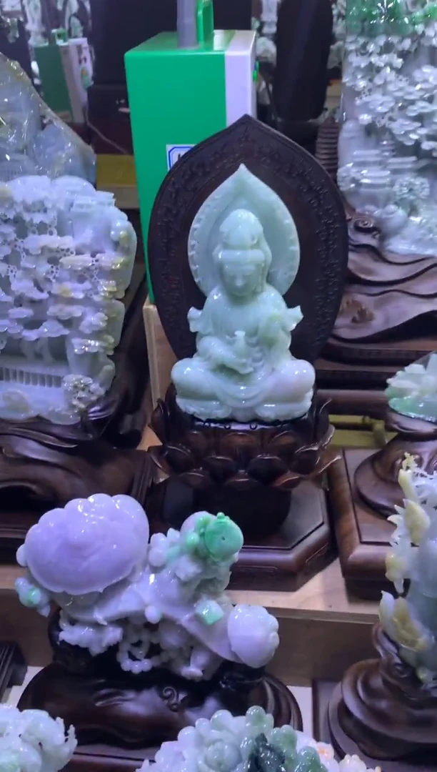 未镶嵌挂件翡翠猫*翡翠摆件