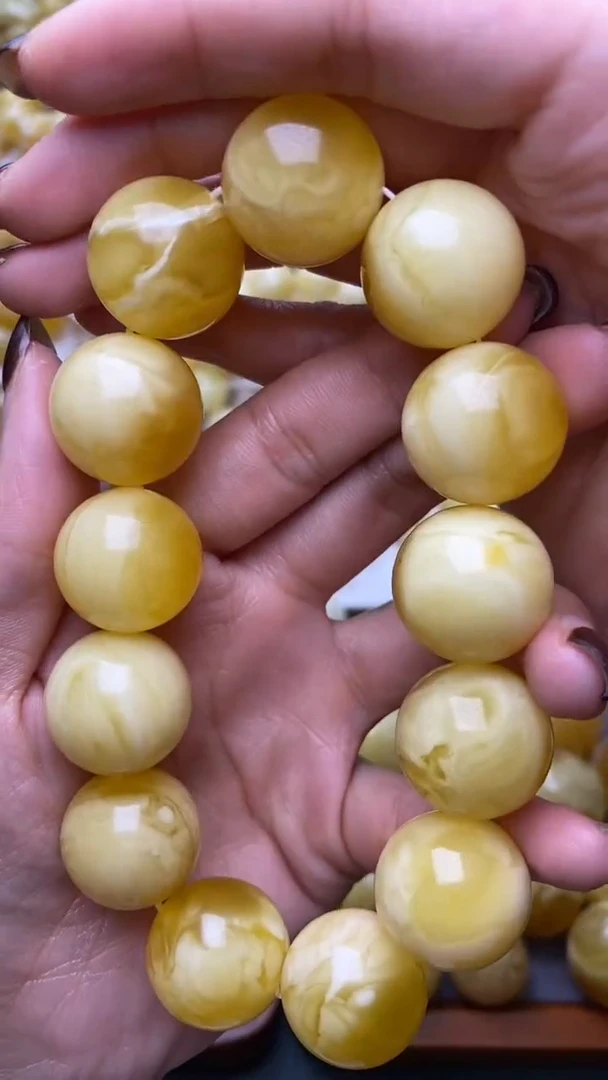 未镶嵌琥珀裸石蜜蜡.93