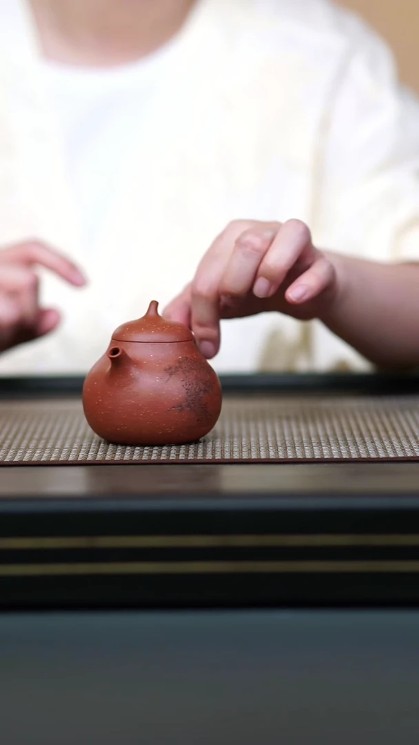 茶壶紫砂半手红降坡听松茄瓜140cc