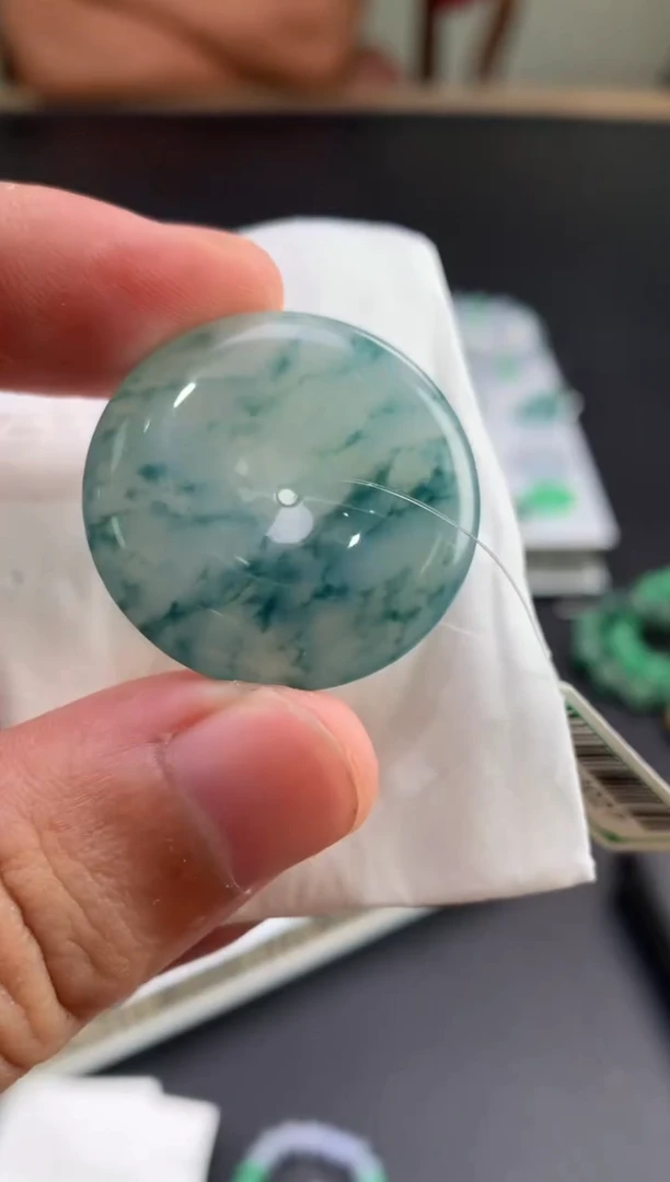 未镶嵌定制翡翠冰**梨翡翠