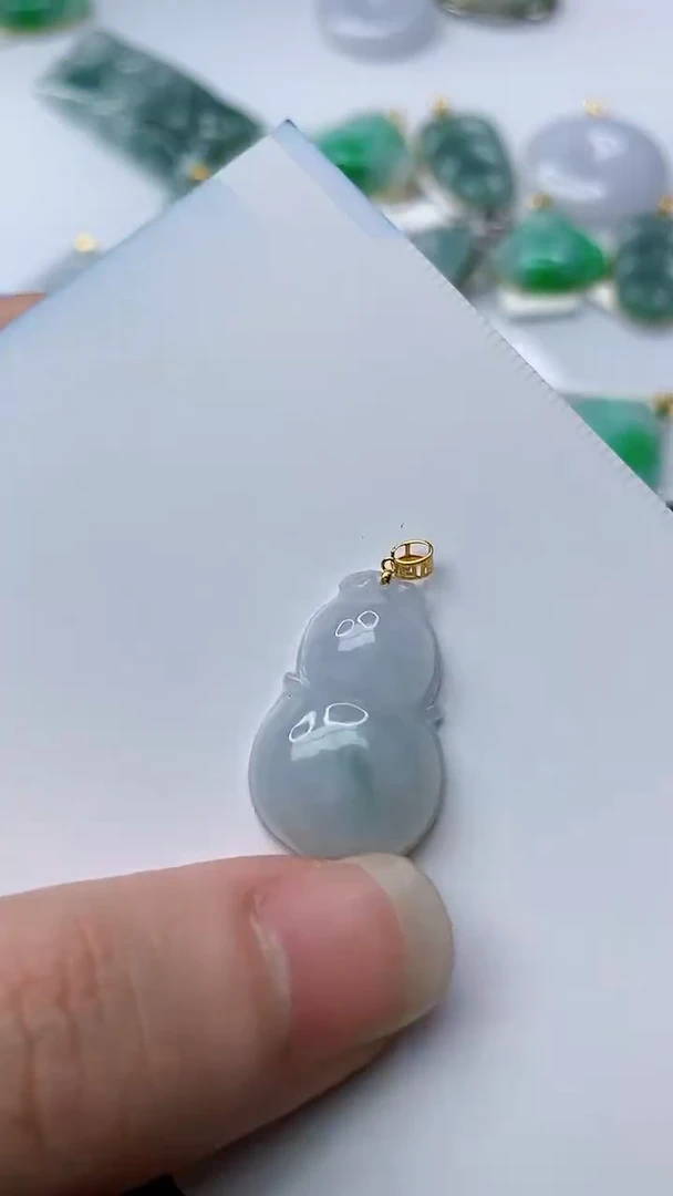 【闪购商品】翡翠颈饰18K金镶嵌78........