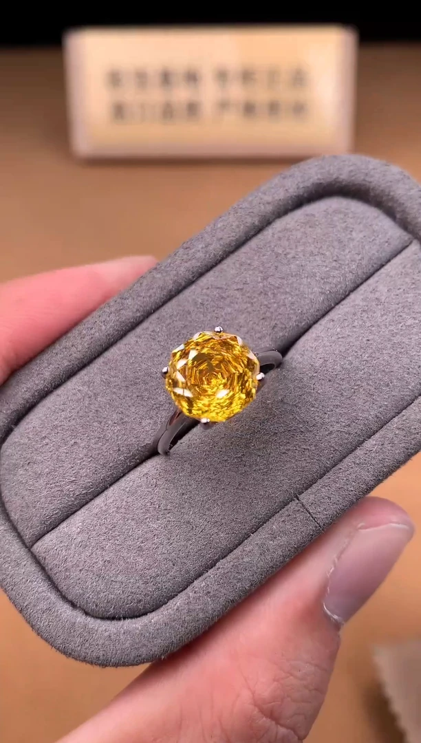 银S925镶嵌戒指黄色碧玺2222