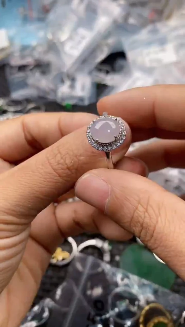 银S925镶嵌戒指翡翠888         1