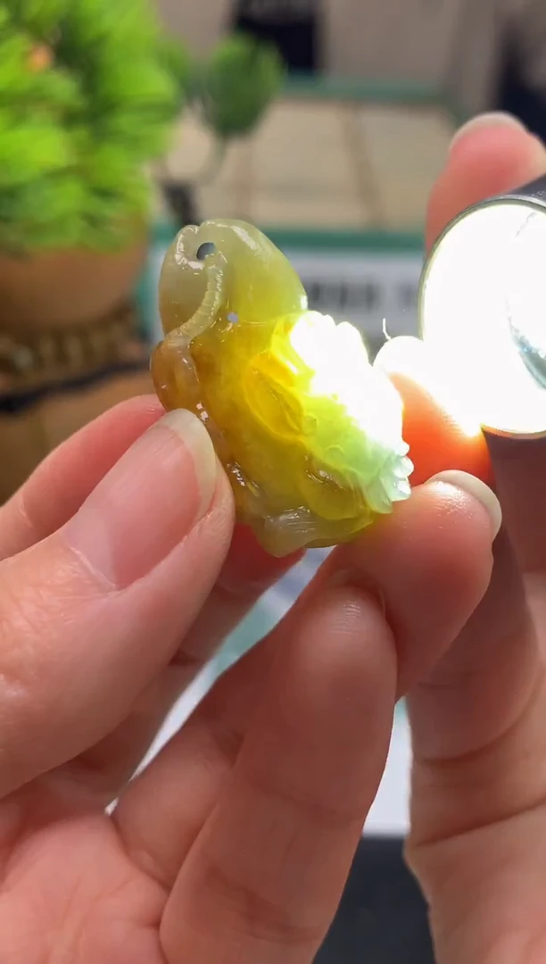 未镶嵌定制翡翠朕**茶---124881