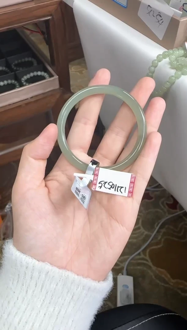 未镶嵌手镯和田玉53