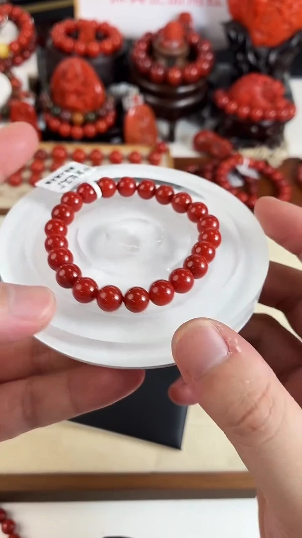 未镶嵌保山典藏级锦红手串8+南红玛瑙一个/条