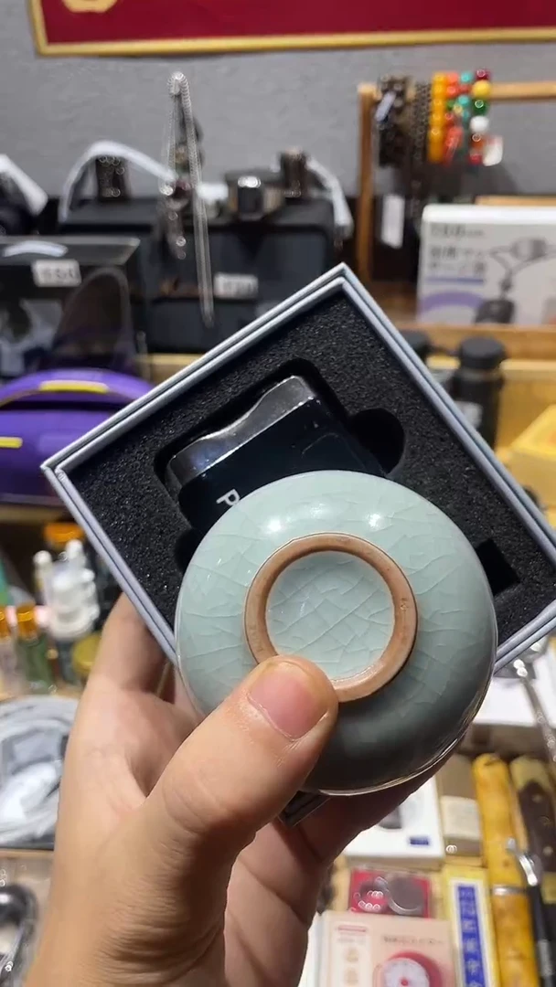 瓷片闪购商品 如图所示