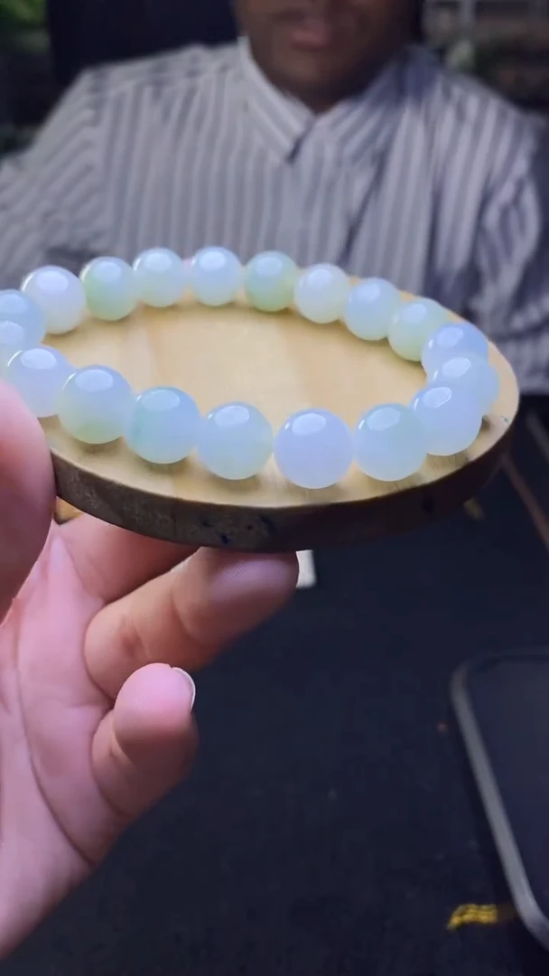 定制翡翠未镶嵌天然缅甸A货翡翠，多样性发货，拍一发一