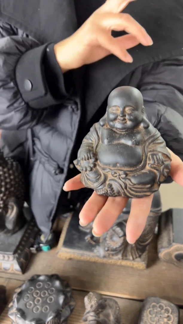 陶土【火山泥】未来佛