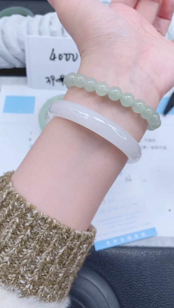 未镶嵌手镯石英质玉156-60.2