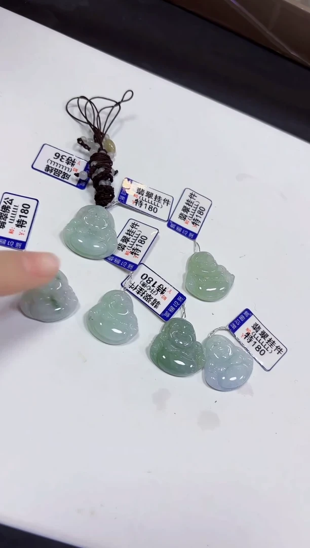 颈饰未镶嵌翡翠多样性发其一佛公