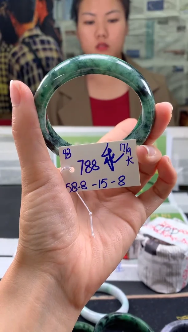 未镶嵌手镯翡翠?****️翡翠手镯 下单联系小耳机#43