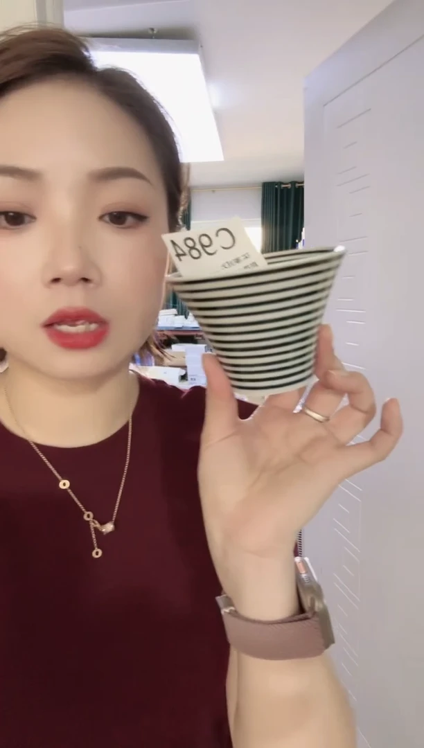 瓷片全新高端瓷器蓝驹9cm杯碗一只C984