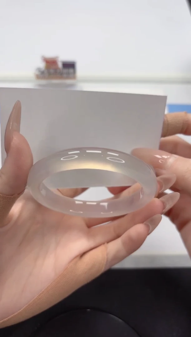 【闪购商品】石英质玉手镯未镶嵌A193-56.3