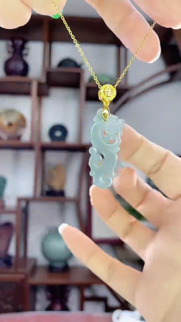 翡翠未镶嵌吊坠(不含链)X18小龙牌