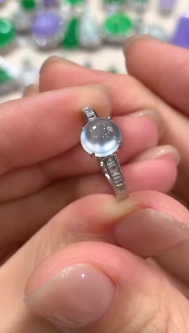 18K金镶嵌戒指翡翠p11