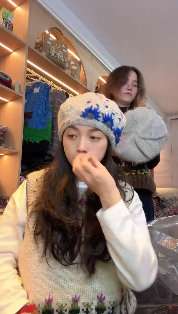羊毛哈****哈百羊毛贝雷帽b917
