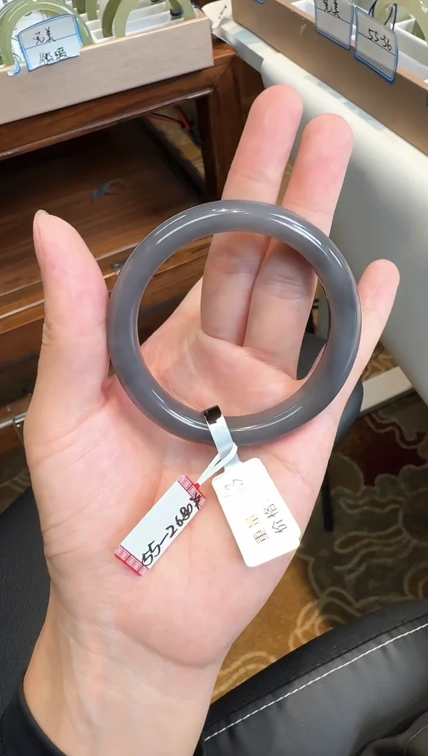 未镶嵌手镯和田玉55