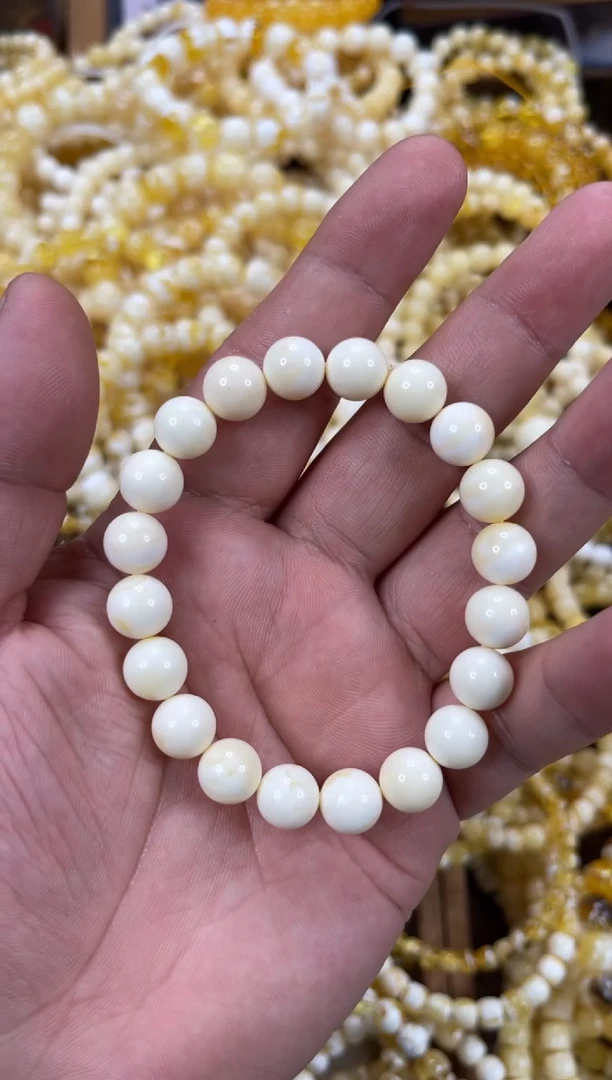 【闪购商品】琥珀裸石未镶嵌B57圆珠