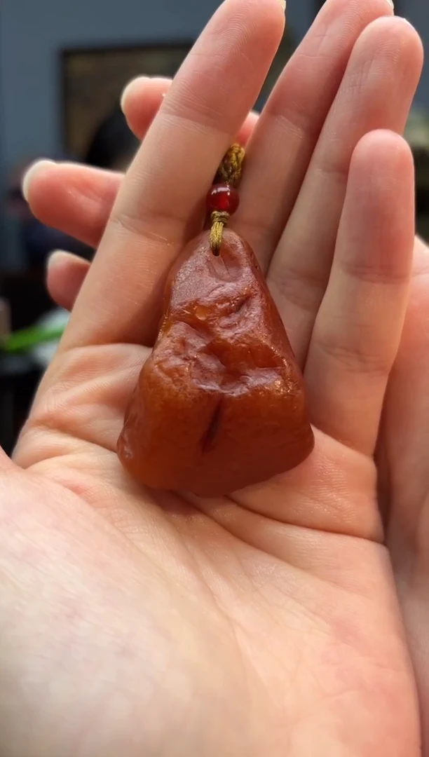琥珀颈饰未镶嵌吊坠