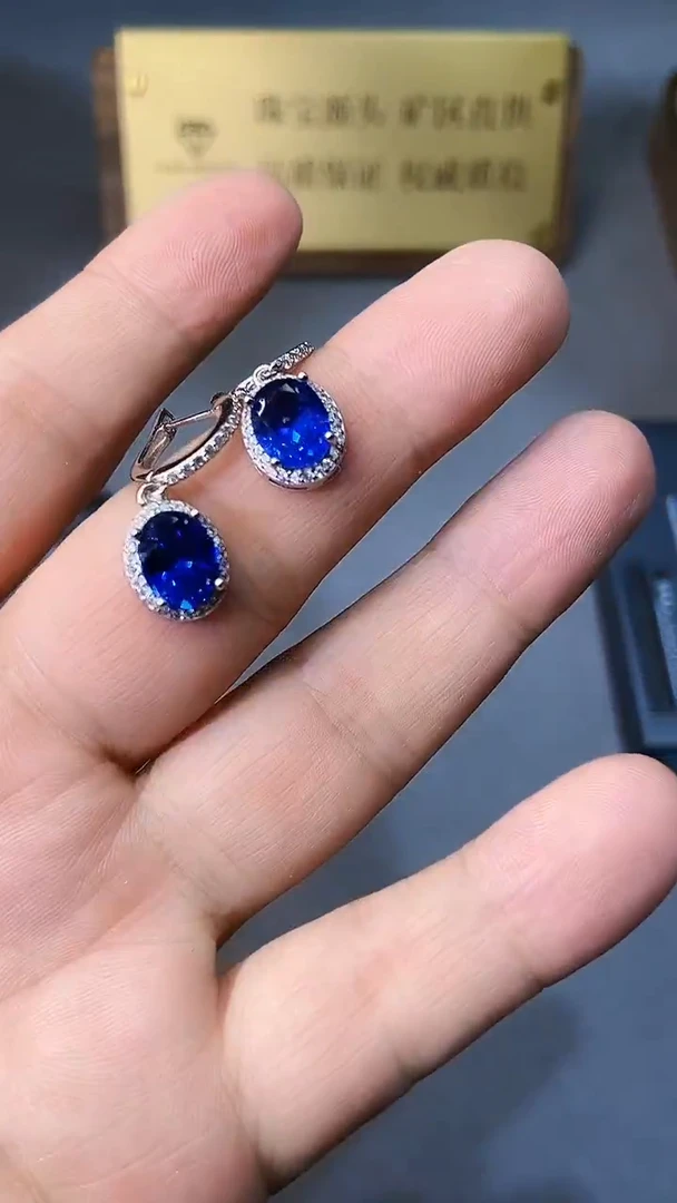 【闪购商品】蓝宝石耳饰银S925镶嵌354