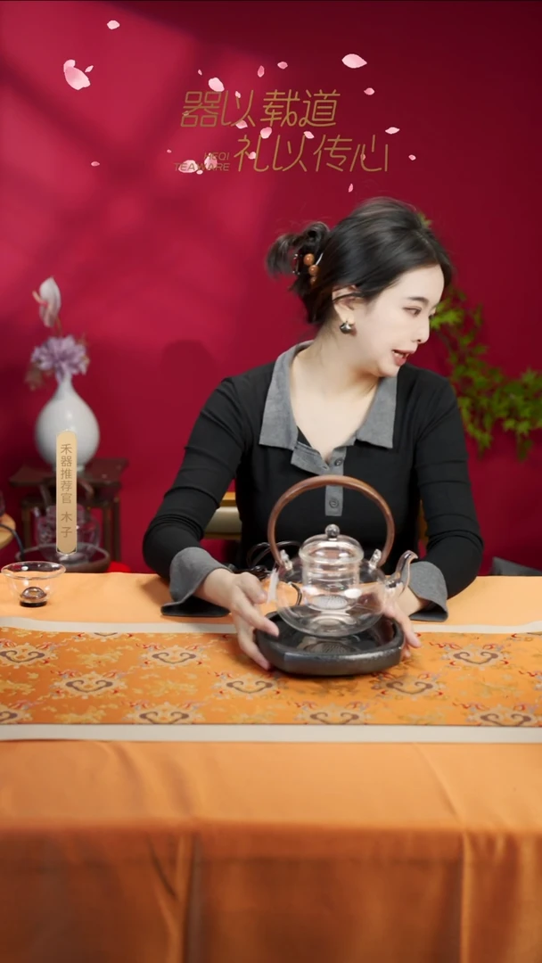 【闪购商品】云汐壶+小坐（炫银）