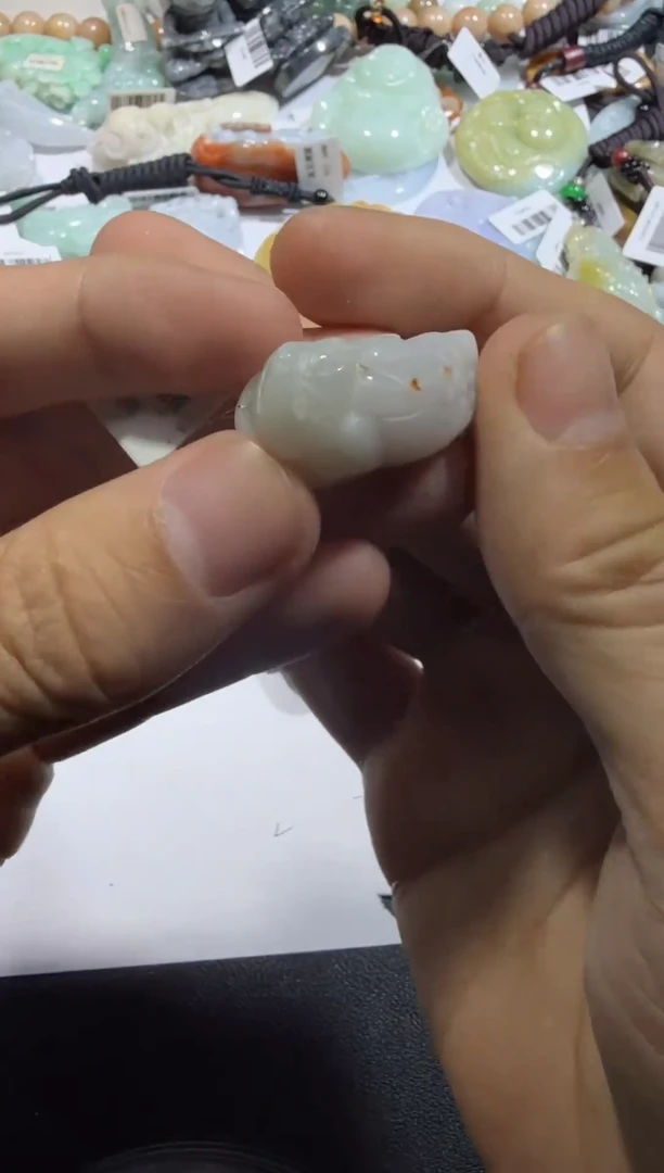 【闪购商品】翡翠颈饰未镶嵌00005084