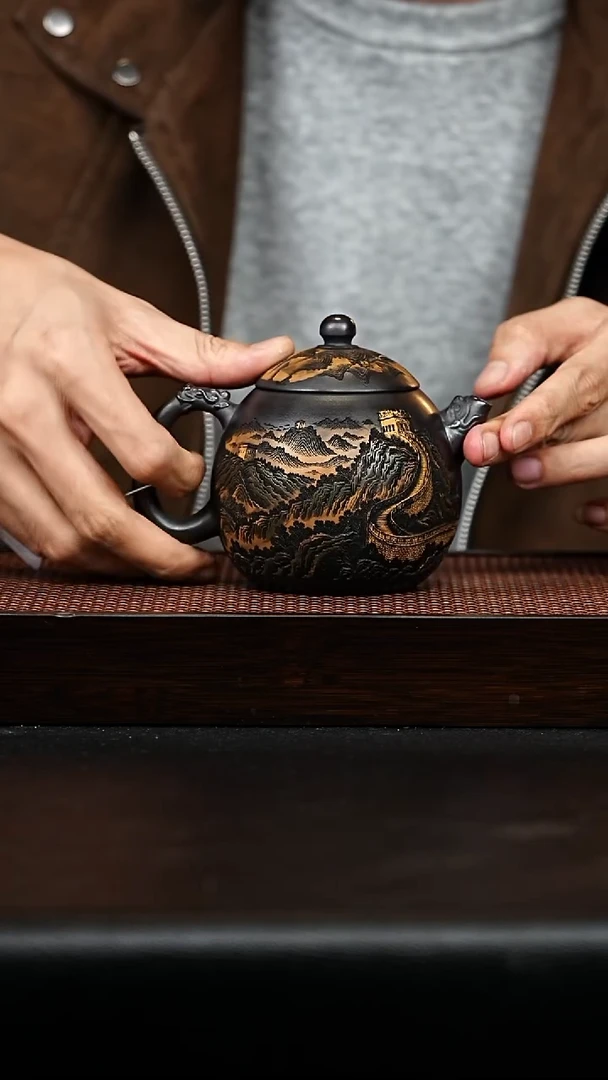 紫砂茶宠龙蛋壶
