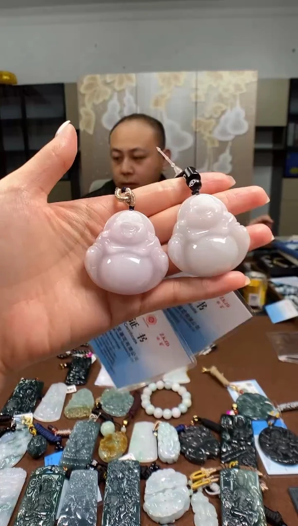 颈饰未镶嵌翡翠多样性发其一