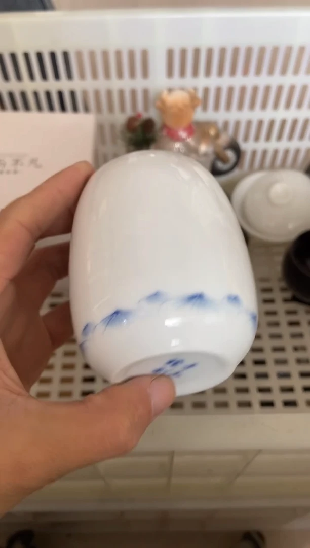 杯无运费险有瑕疵的摄影的产品有使用过的痕迹有点脏介意勿拍