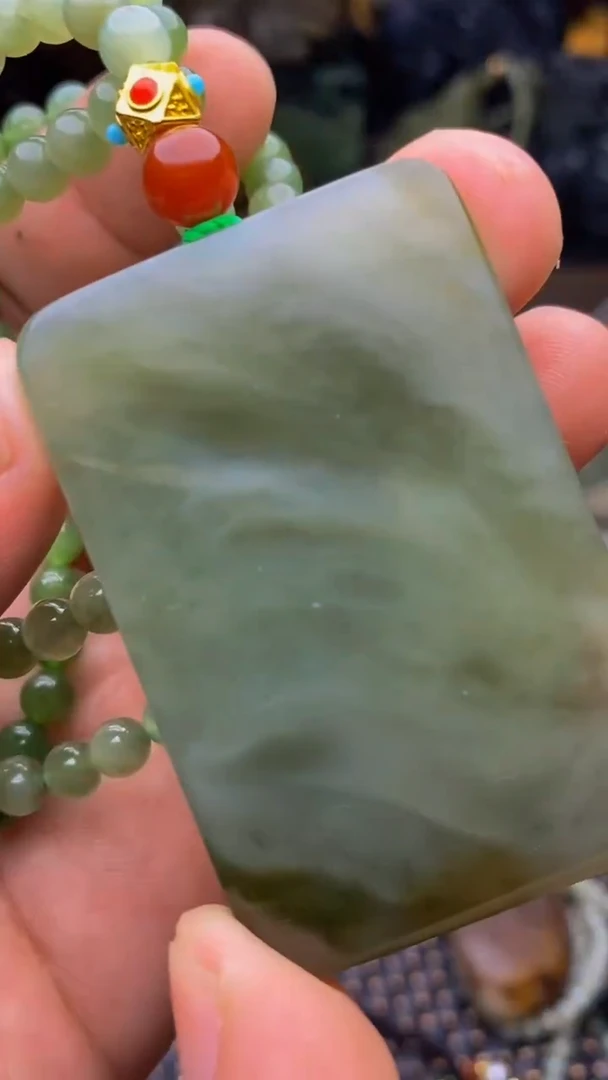 未镶嵌和田玉挂件1