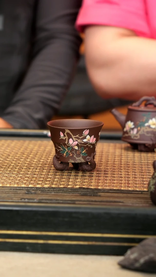 茶壶紫砂 XS37《三足玉兰杯》主人杯