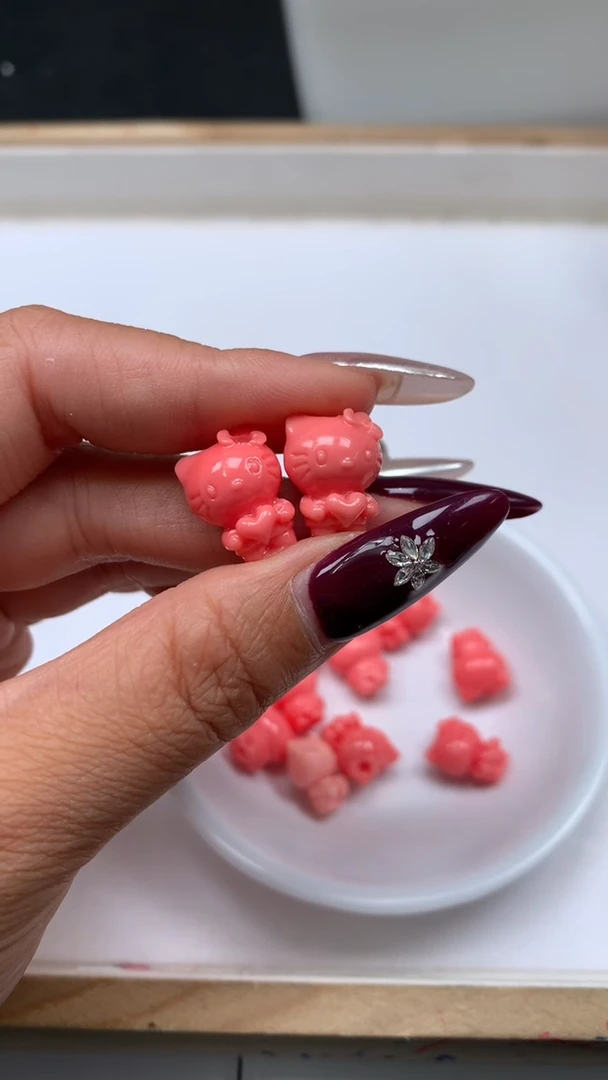 未镶嵌散珠拼合珍珠（马贝珠）C785 女皇贝 KT猫14*9mm3个5.2元