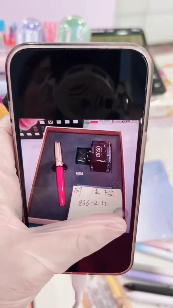 优尚T836-2钢笔套装(激情红)大尖旋转式配墨水--1盒