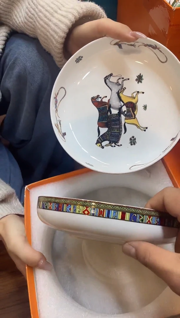 杯鸿辉家品牌瓷器，京东包邮！