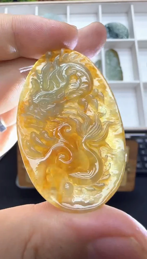 翡翠挂件未镶嵌A货翡翠多样性孤品