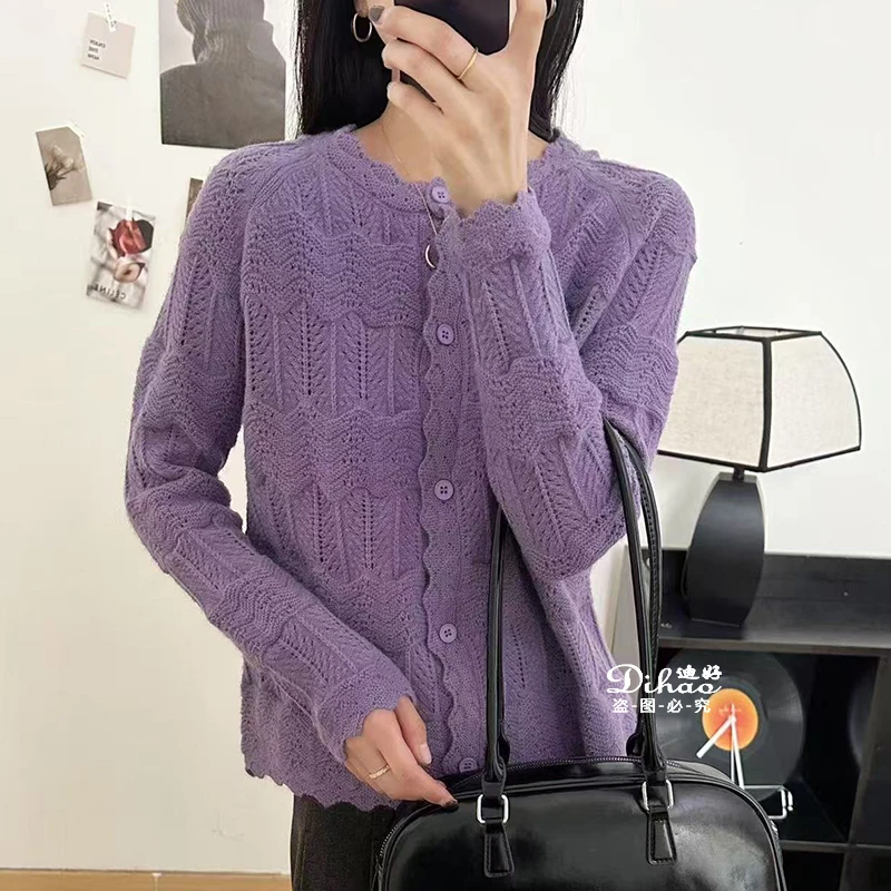 5721 【迪好优选】新款温柔重工钩花圆领花边宽松长袖针织衫气质