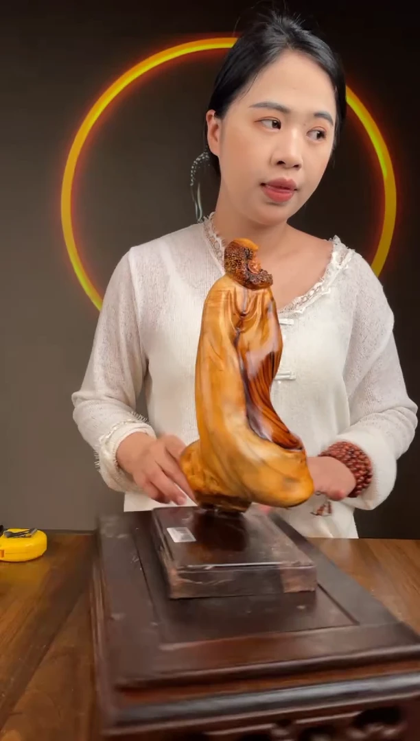 柏木（崖柏）手工摆件,先抢先得! 编号:213