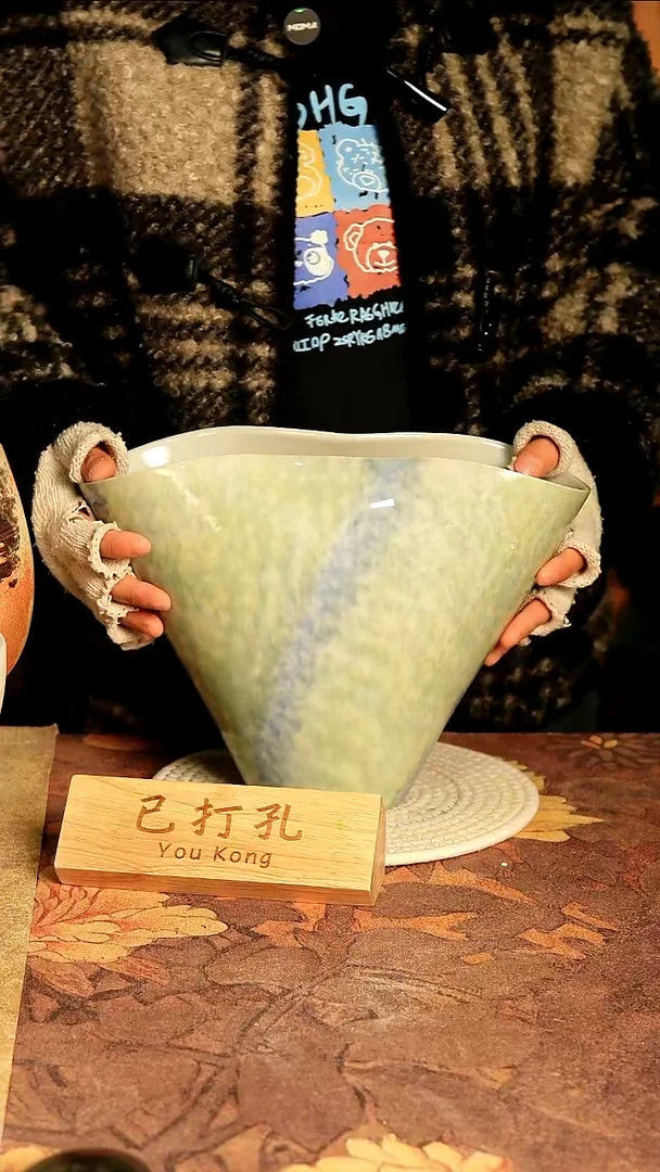 陶瓷26-78高22口8误差2已打孔